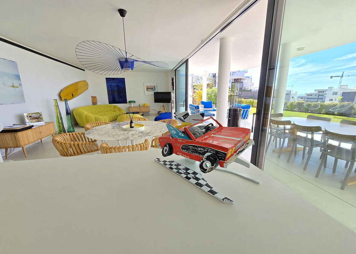 3 Bed Apartment for sale in Higueron Costa Del Sol, Málaga, Spain