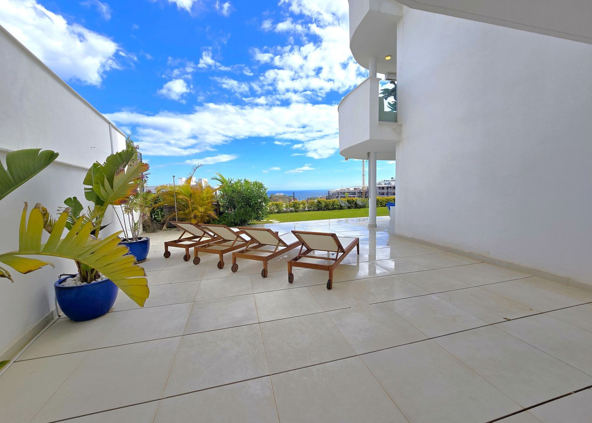 3 Bed Apartment for sale in Higueron Costa Del Sol, Málaga, Spain