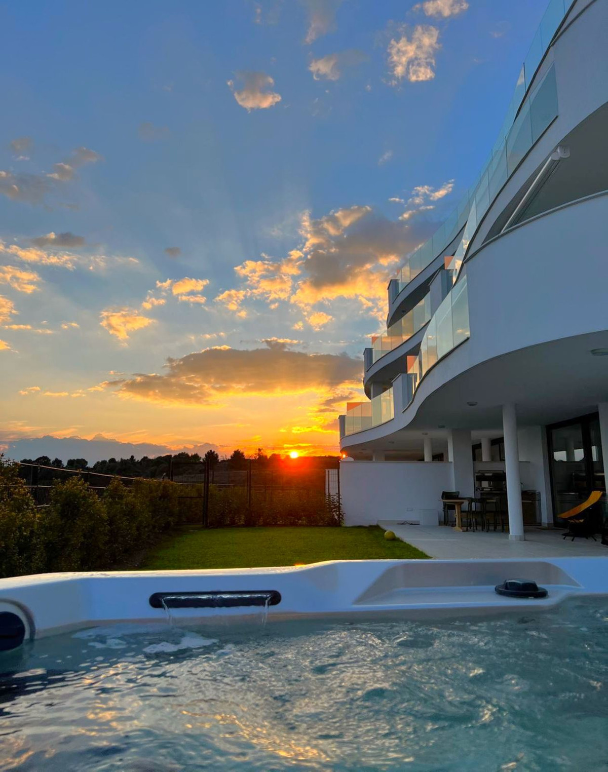 3 Bed Apartment for sale in Higueron Costa Del Sol, Málaga, Spain