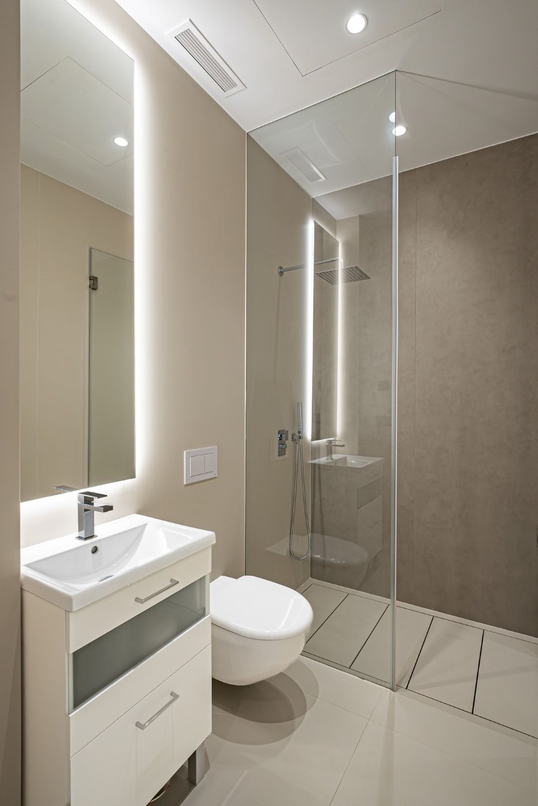 Se vende Villa - Chalet de 4 dormitorios en Costa Del Sol, Málaga, España