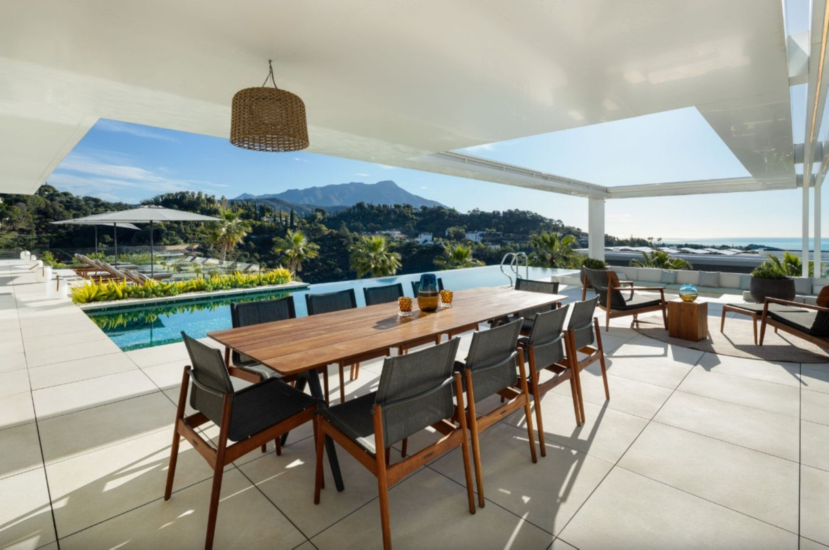 Se vende Villa - Chalet de 8 dormitorios en Costa Del Sol, Málaga, España