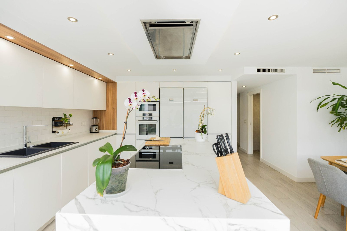 3 Bed Townhouse for sale in Málaga Costa Del Sol, Málaga, Spain
