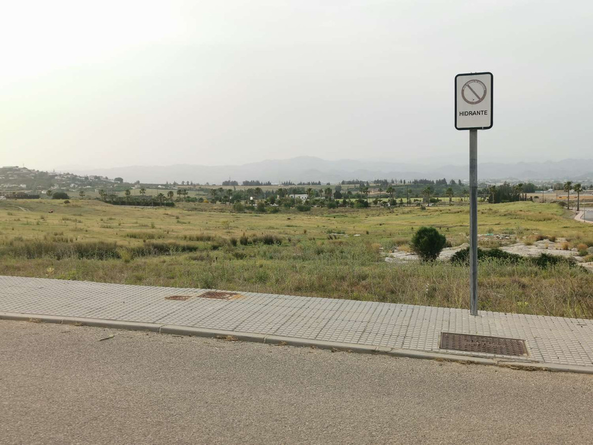Se vende Terreno Urbano  en Costa Del Sol, Málaga, España