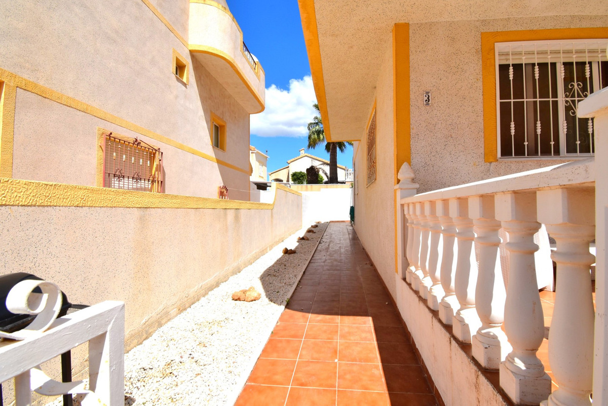 3 Bed Townhouse for sale in Los Altos Costa Blanca, Alicante, Spain