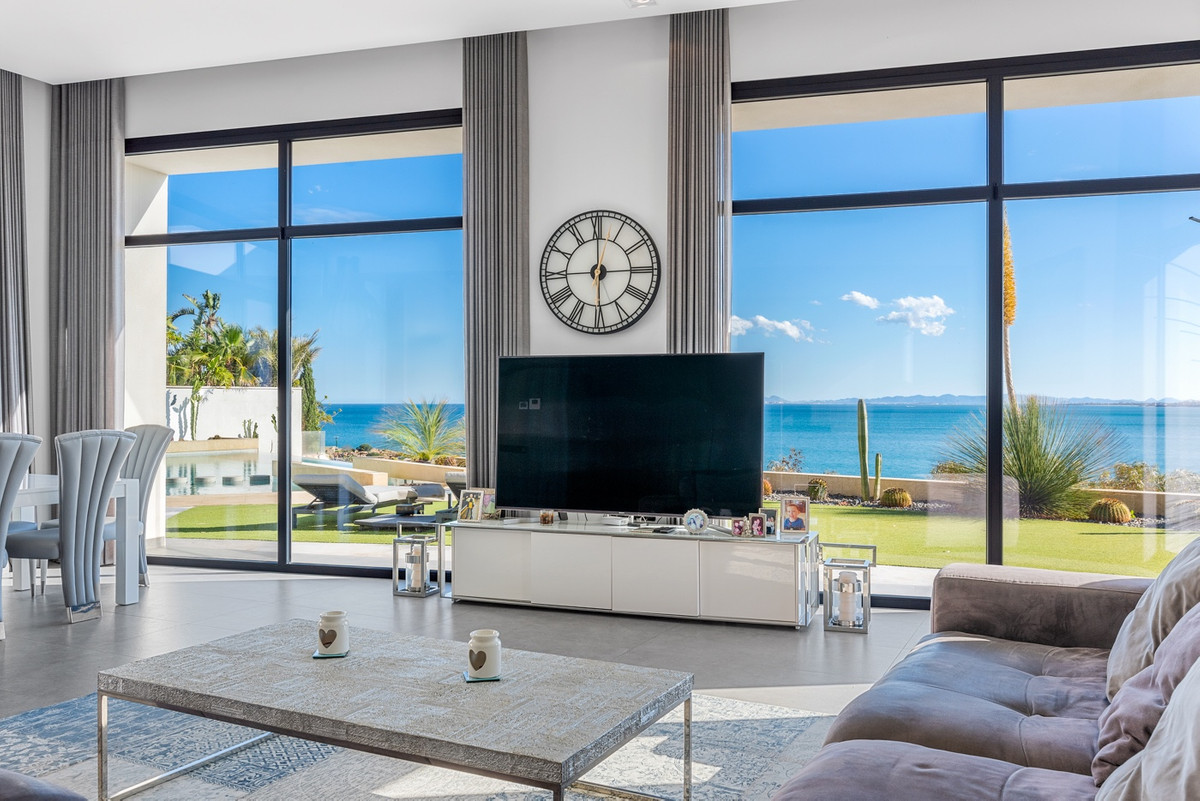 6 Bed Townhouse for sale in Cabo Roig Costa Blanca, Alicante, Spain