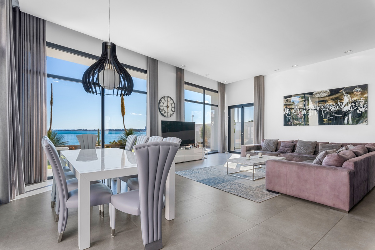6 Bed Townhouse for sale in Cabo Roig Costa Blanca, Alicante, Spain