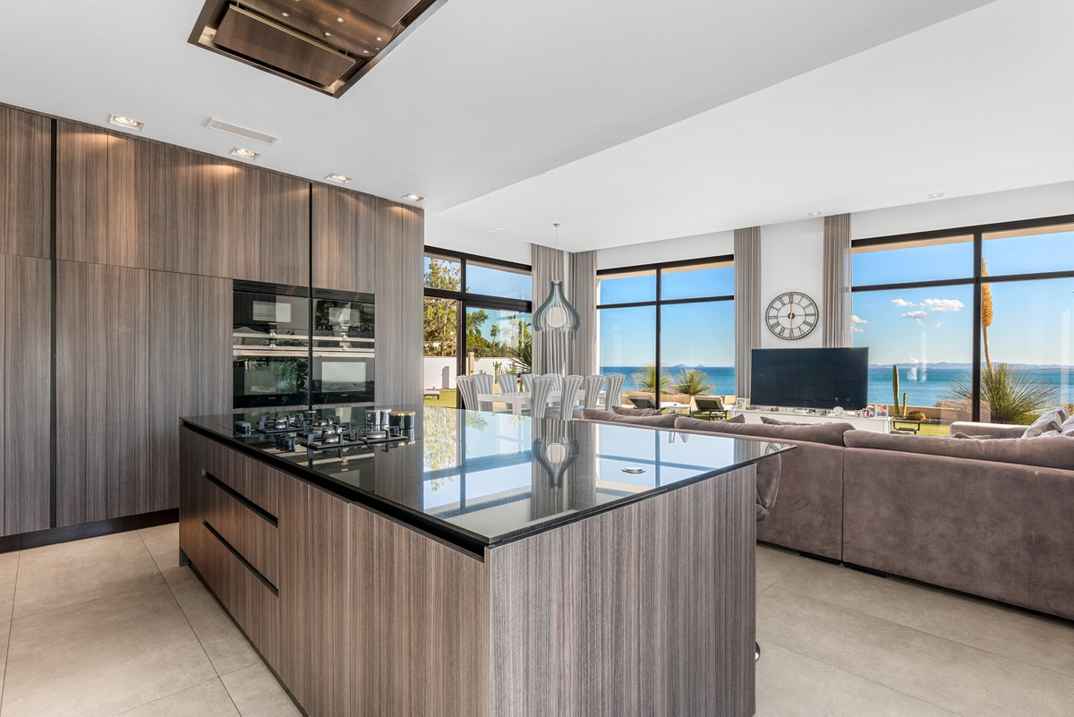 6 Bed Townhouse for sale in Cabo Roig Costa Blanca, Alicante, Spain
