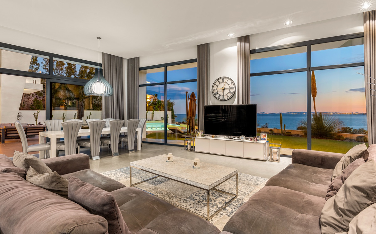 6 Bed Townhouse for sale in Cabo Roig Costa Blanca, Alicante, Spain