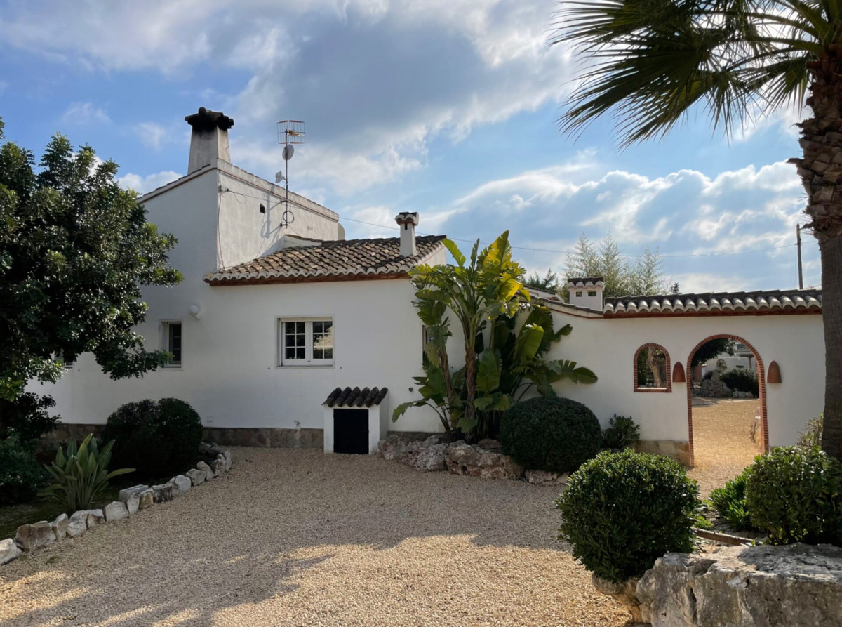 6 Bed Townhouse for sale in Javea Costa Blanca, Alicante, Spain