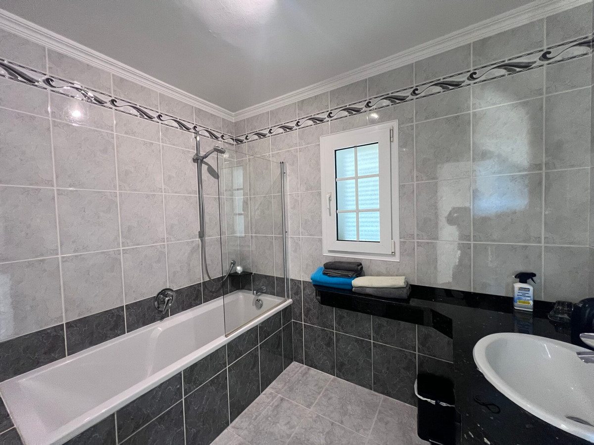 6 Bed Townhouse for sale in Javea Costa Blanca, Alicante, Spain
