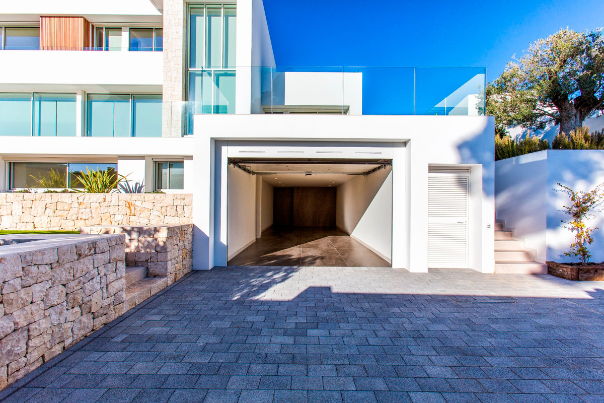 4 Bed Townhouse for sale in Benissa Costa Blanca, Alicante, Spain