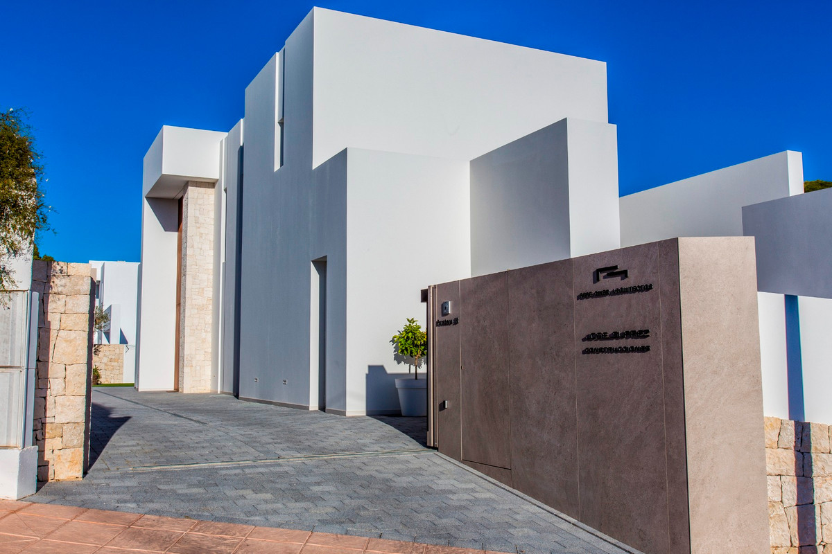 4 Bed Townhouse for sale in Benissa Costa Blanca, Alicante, Spain