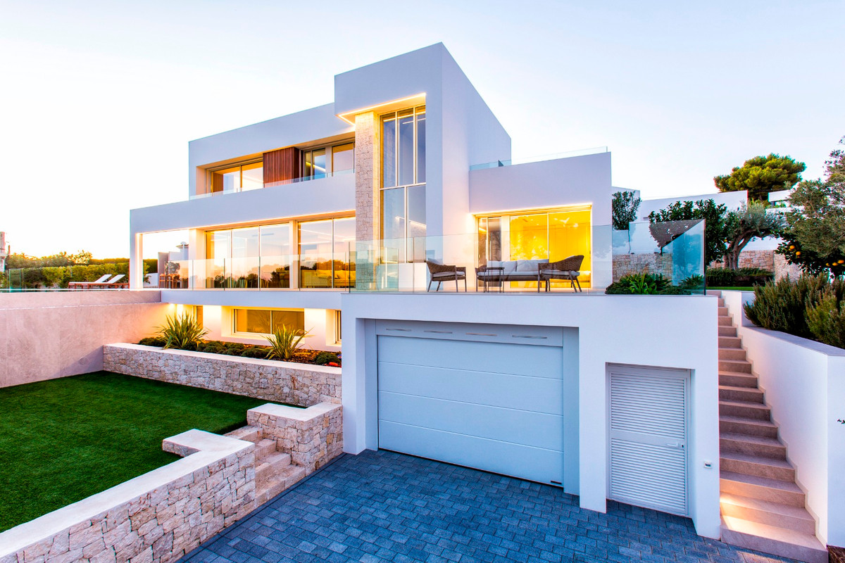 4 Bed Townhouse for sale in Benissa Costa Blanca, Alicante, Spain