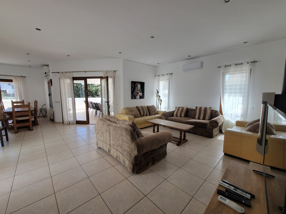 10 Bed Townhouse for sale in Moraira Costa Blanca, Alicante, Spain