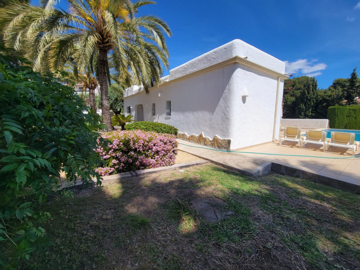 10 Bed Townhouse for sale in Moraira Costa Blanca, Alicante, Spain