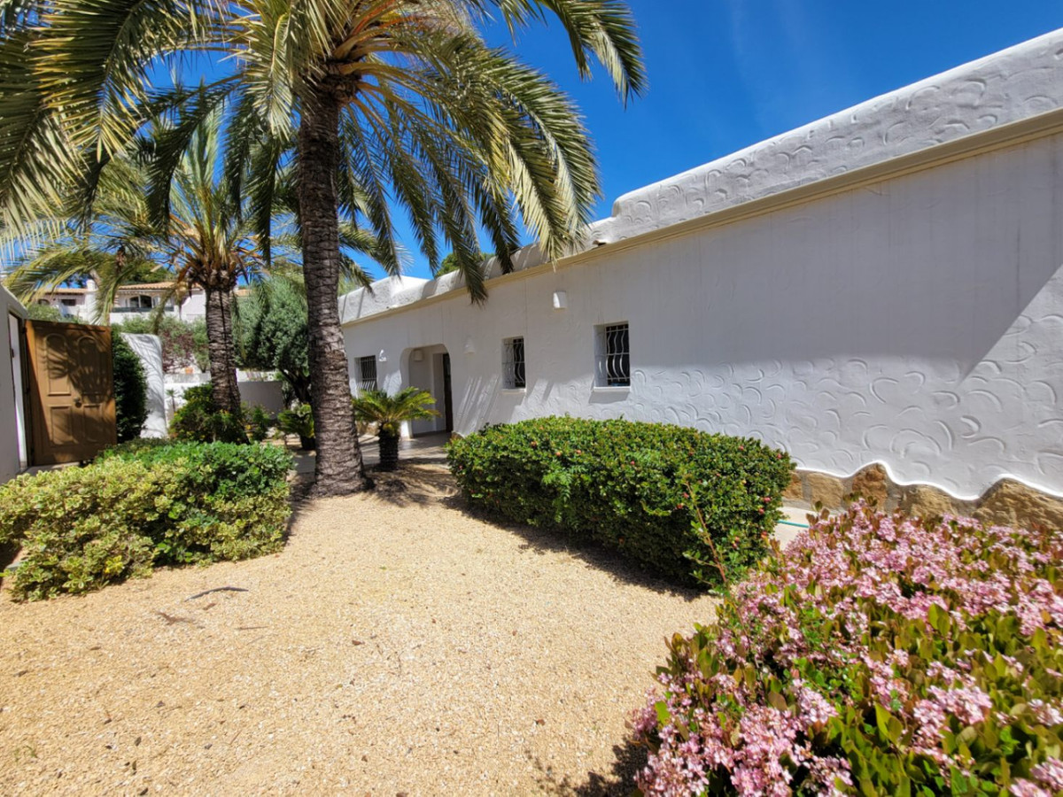 10 Bed Townhouse for sale in Moraira Costa Blanca, Alicante, Spain