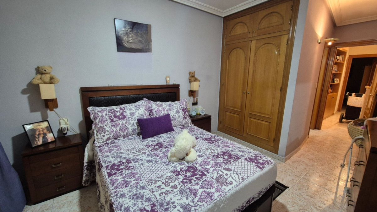 Se vende Apartamento Planta Media de 3 dormitorios en Costa Blanca, Alicante, España