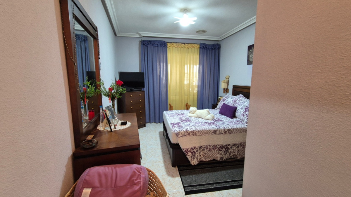 Se vende Apartamento Planta Media de 3 dormitorios en Costa Blanca, Alicante, España