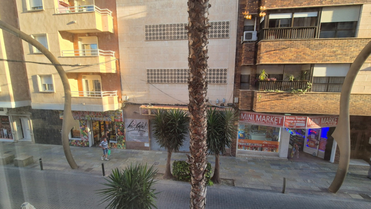 Se vende Apartamento Planta Media de 3 dormitorios en Costa Blanca, Alicante, España