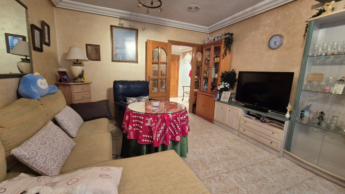 Se vende Apartamento Planta Media de 3 dormitorios en Costa Blanca, Alicante, España