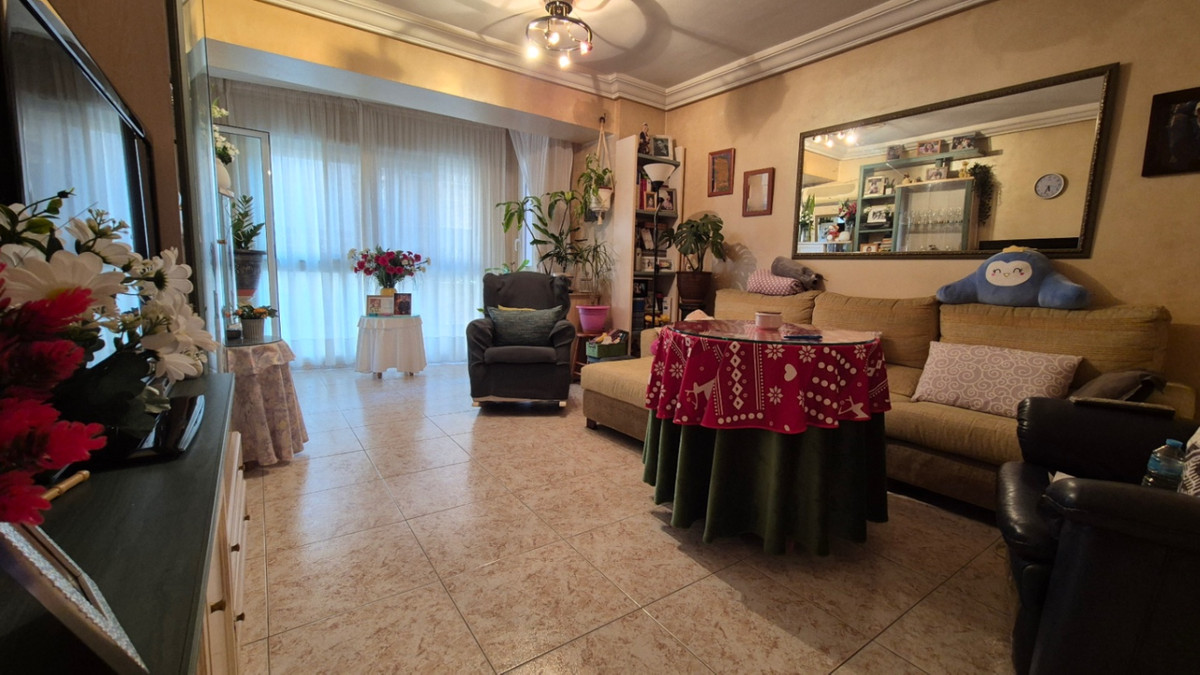 Se vende Apartamento Planta Media de 3 dormitorios en Costa Blanca, Alicante, España