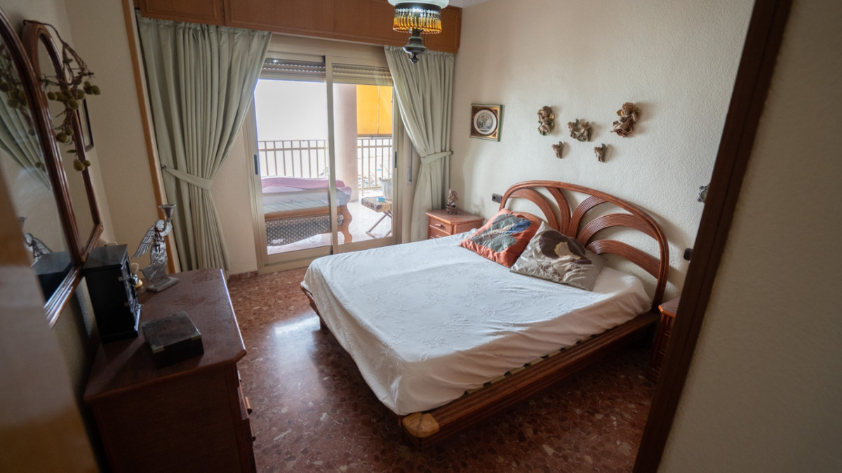 Se vende Apartamento Planta Media de 3 dormitorios en Costa Blanca, Alicante, España