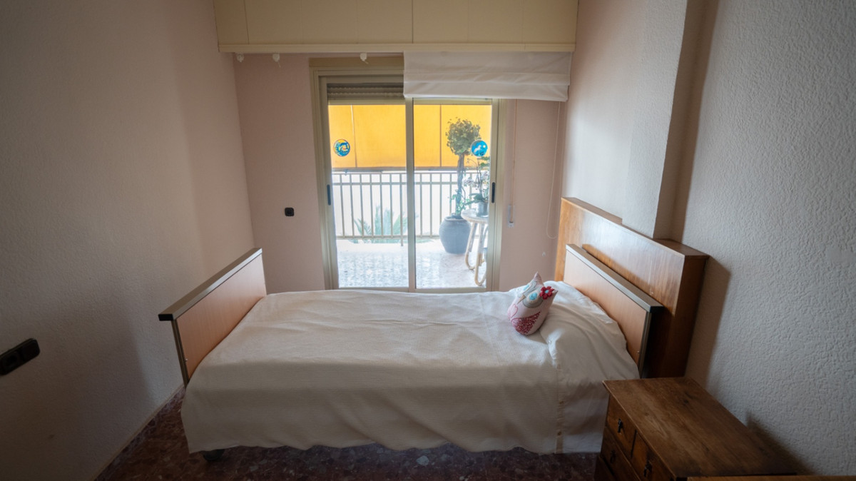 Se vende Apartamento Planta Media de 3 dormitorios en Costa Blanca, Alicante, España