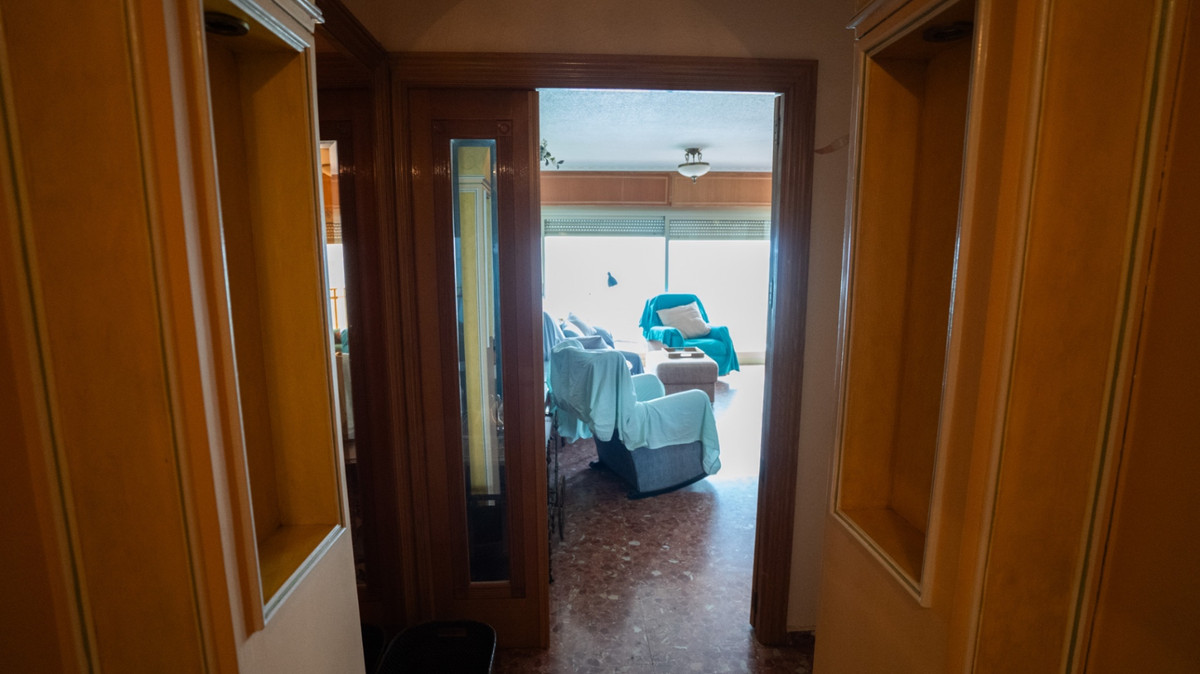 Se vende Apartamento Planta Media de 3 dormitorios en Costa Blanca, Alicante, España