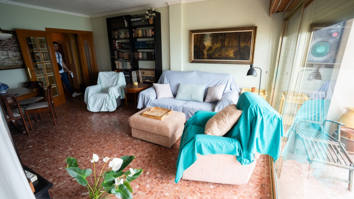Se vende Apartamento Planta Media de 3 dormitorios en Costa Blanca, Alicante, España
