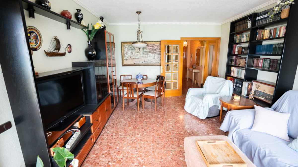 Se vende Apartamento Planta Media de 3 dormitorios en Costa Blanca, Alicante, España