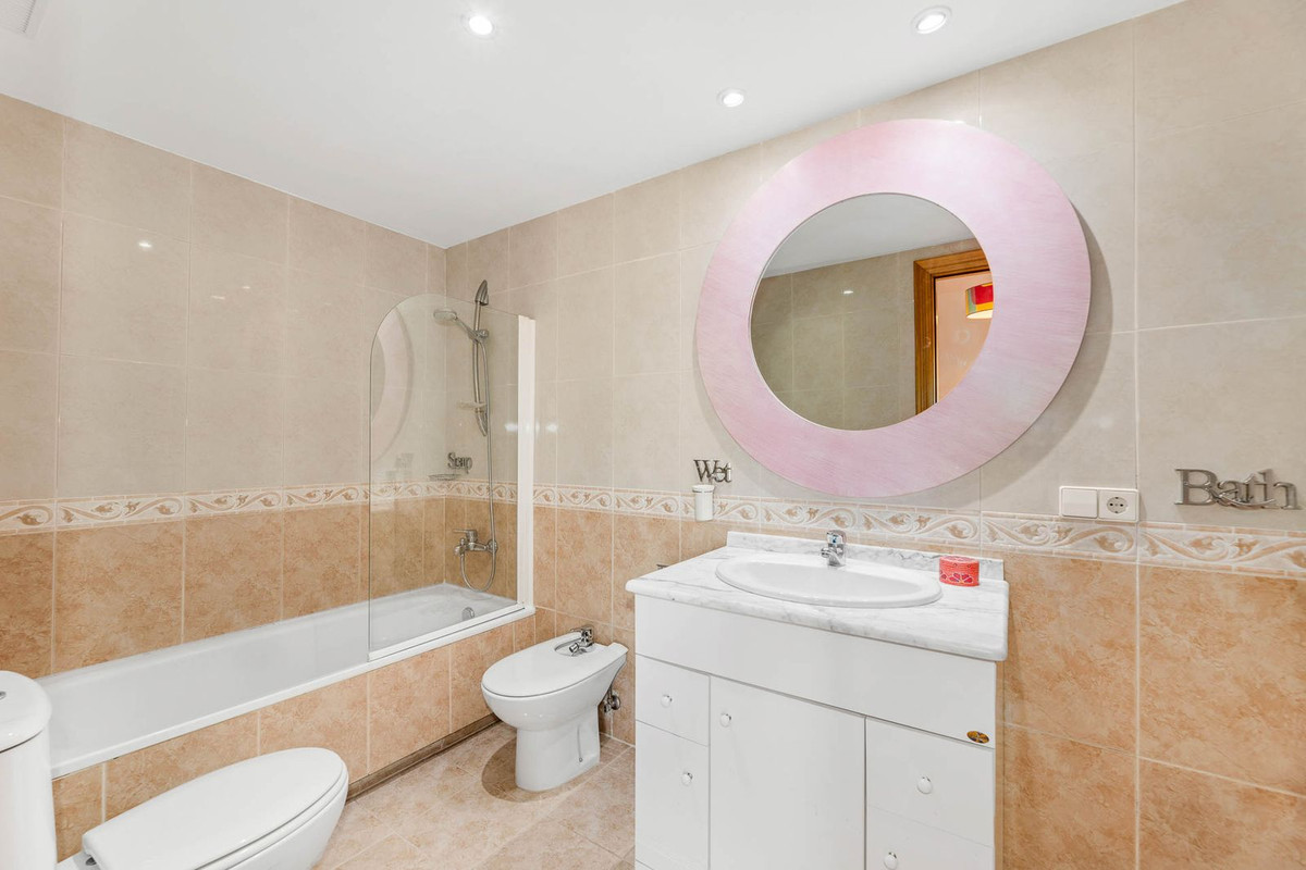 3 Bed Apartment for sale in Guadalmina Alta Costa Del Sol, Málaga, Spain