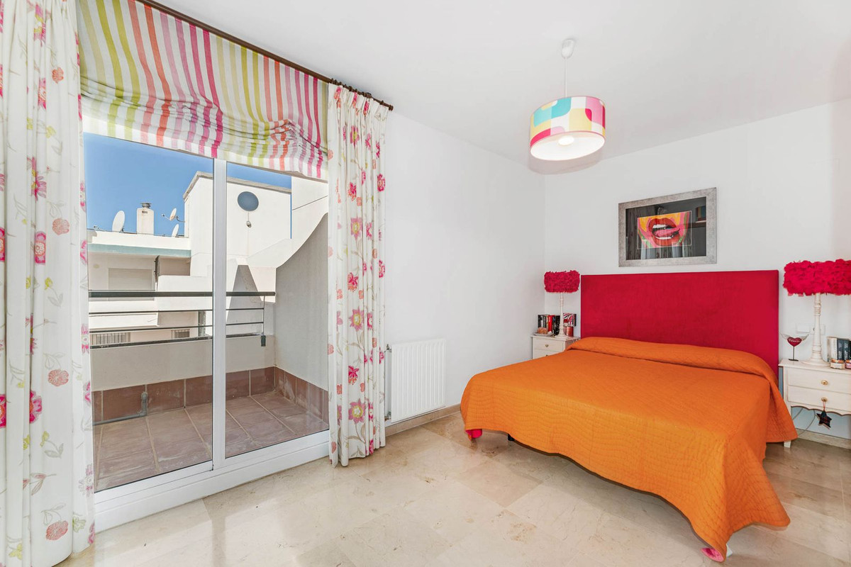 3 Bed Apartment for sale in Guadalmina Alta Costa Del Sol, Málaga, Spain