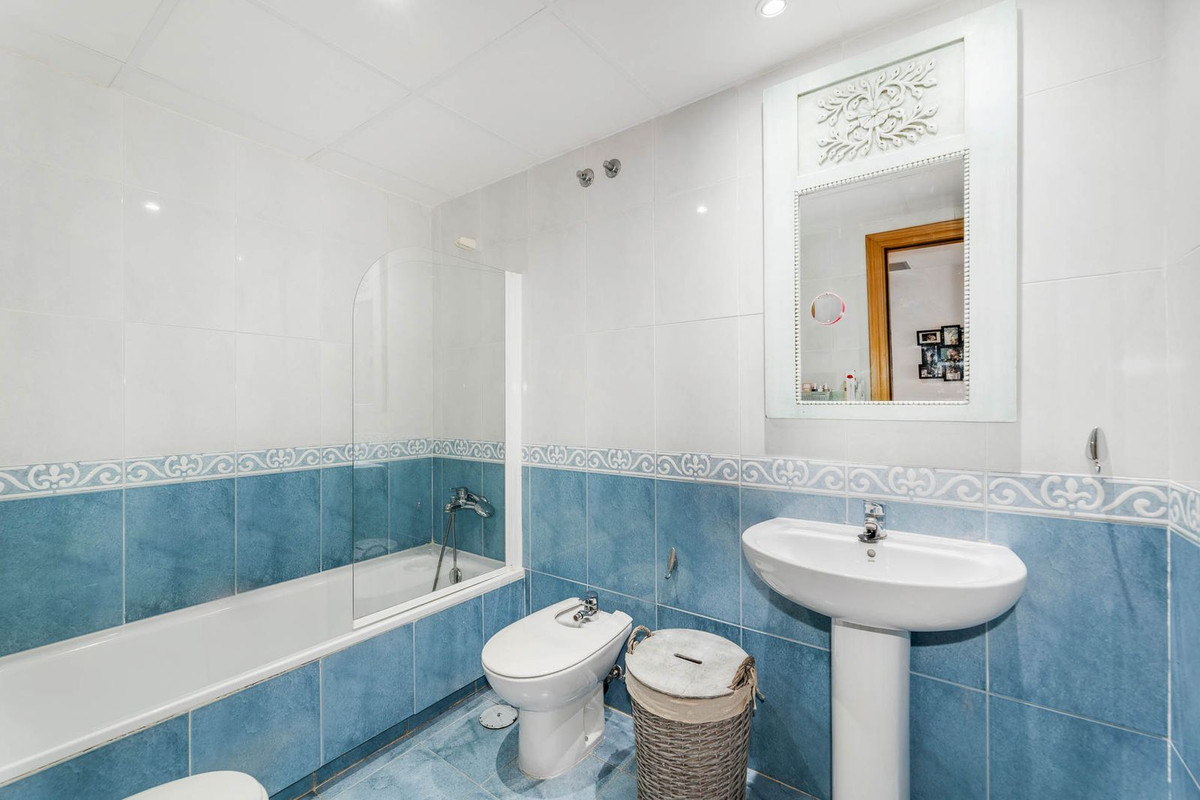 3 Bed Apartment for sale in Guadalmina Alta Costa Del Sol, Málaga, Spain