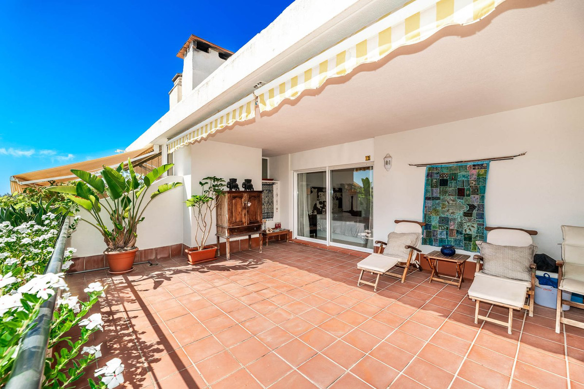 3 Bed Apartment for sale in Guadalmina Alta Costa Del Sol, Málaga, Spain