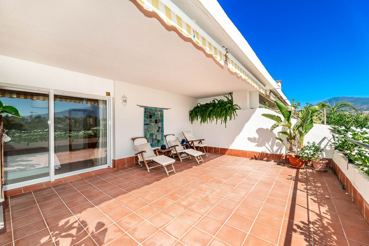 3 Bed Apartment for sale in Guadalmina Alta Costa Del Sol, Málaga, Spain