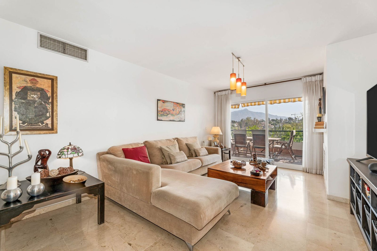 3 Bed Apartment for sale in Guadalmina Alta Costa Del Sol, Málaga, Spain