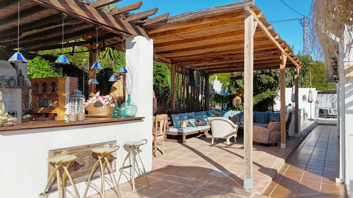 4 Bed Townhouse for sale in Alhaurín El Grande Costa Del Sol, Málaga, Spain