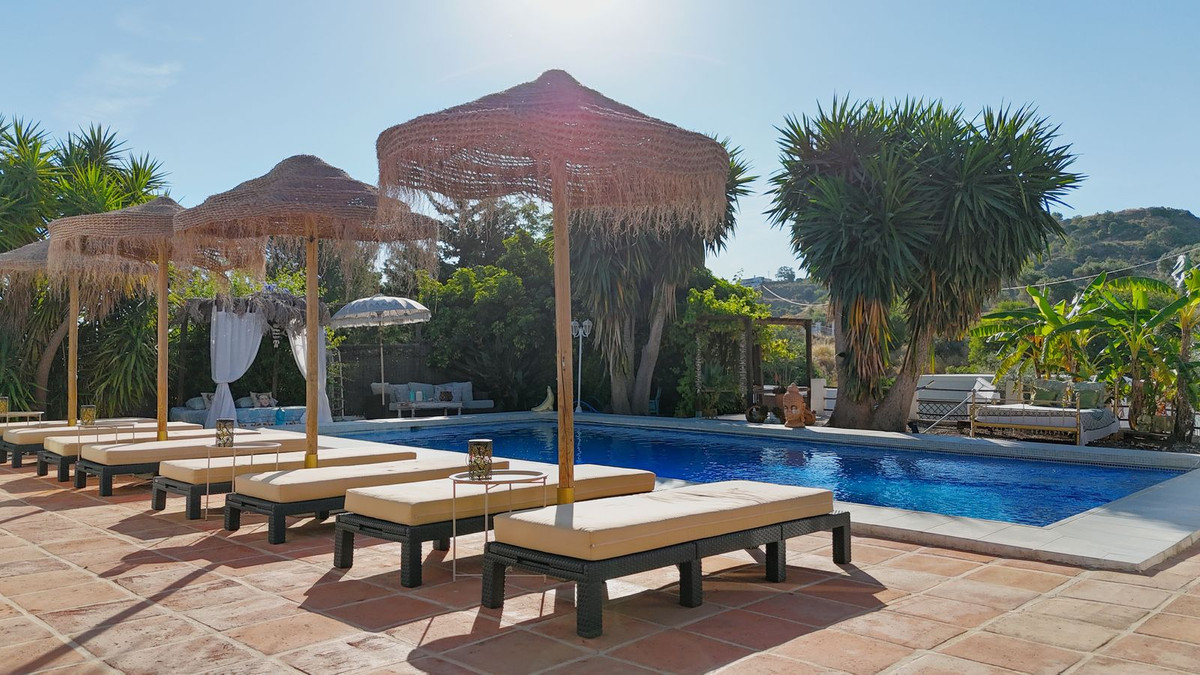 4 Bed Townhouse for sale in Alhaurín El Grande Costa Del Sol, Málaga, Spain