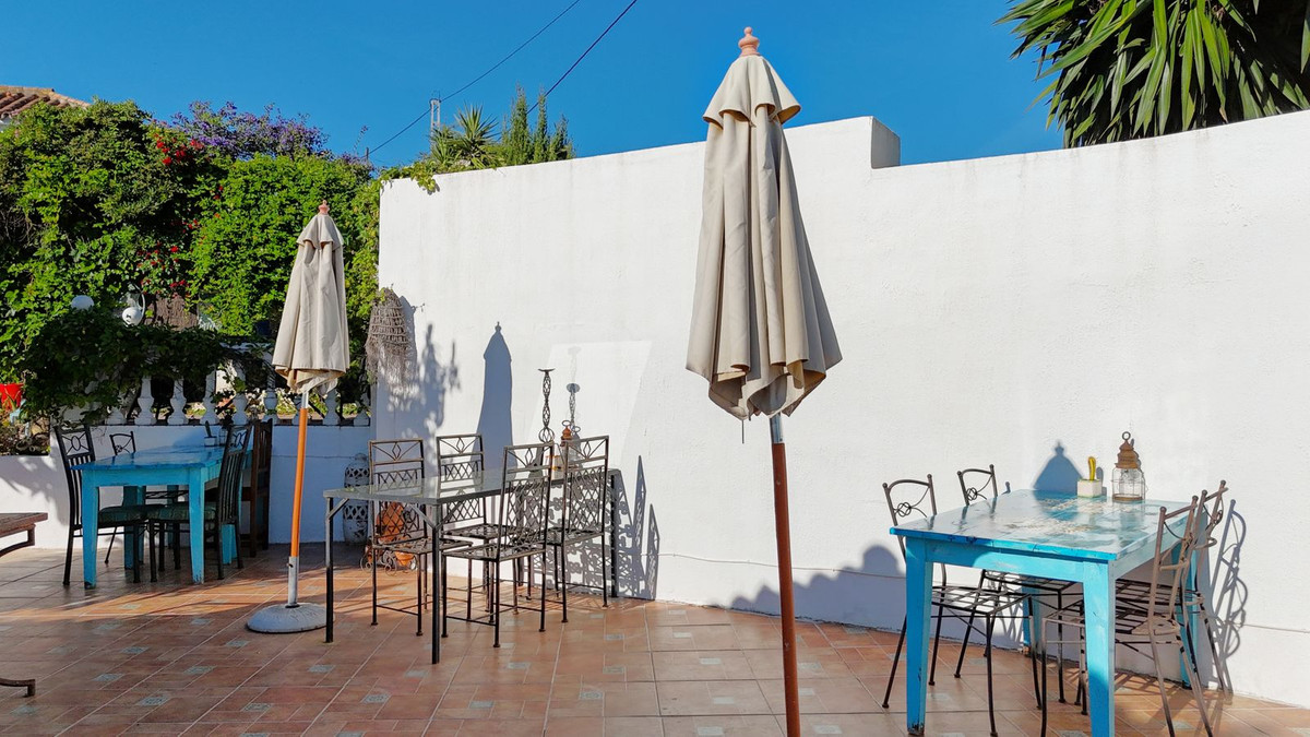 4 Bed Townhouse for sale in Alhaurín El Grande Costa Del Sol, Málaga, Spain