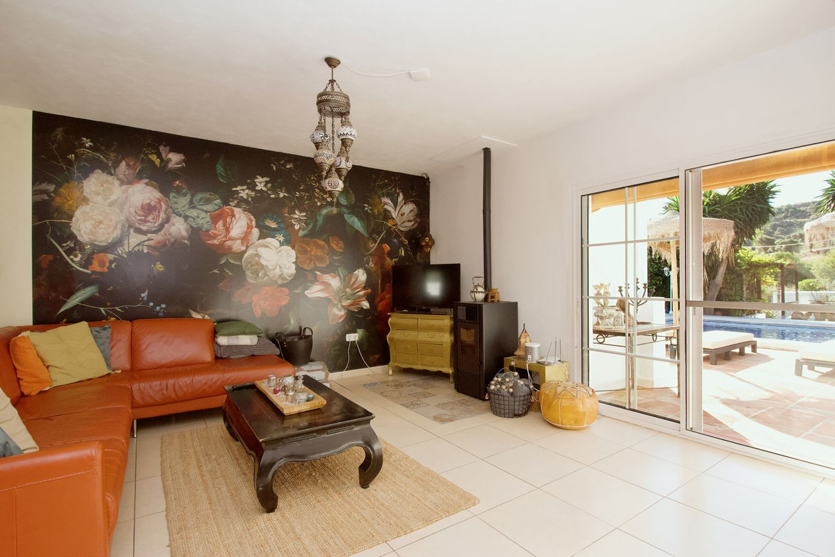 4 Bed Townhouse for sale in Alhaurín El Grande Costa Del Sol, Málaga, Spain
