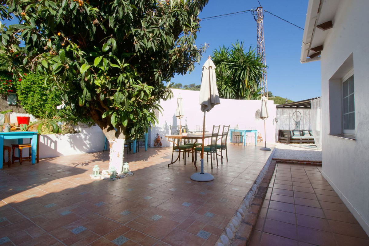 4 Bed Townhouse for sale in Alhaurín El Grande Costa Del Sol, Málaga, Spain
