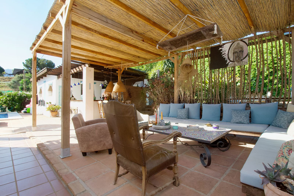 4 Bed Townhouse for sale in Alhaurín El Grande Costa Del Sol, Málaga, Spain