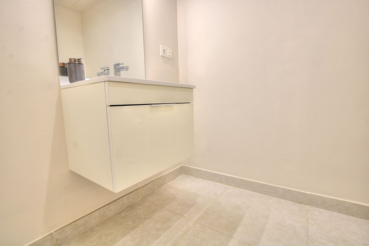 3 Bed Apartment for sale in La Cala De Mijas Costa Del Sol, Málaga, Spain