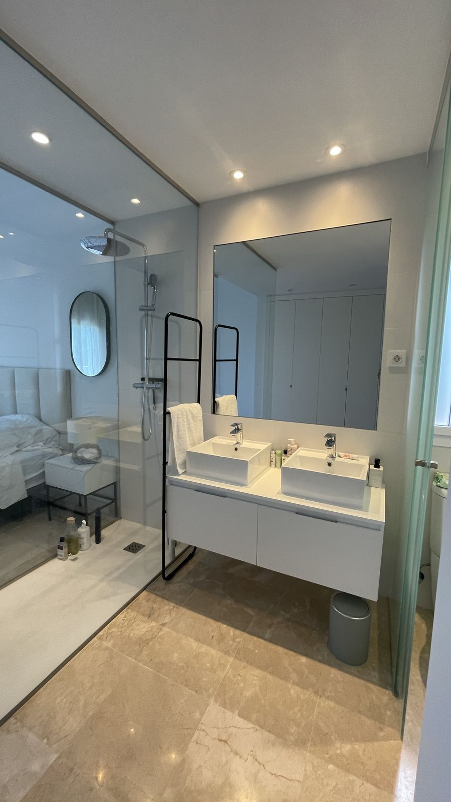 3 Bed Apartment for sale in El Paraiso Costa Del Sol, Málaga, Spain