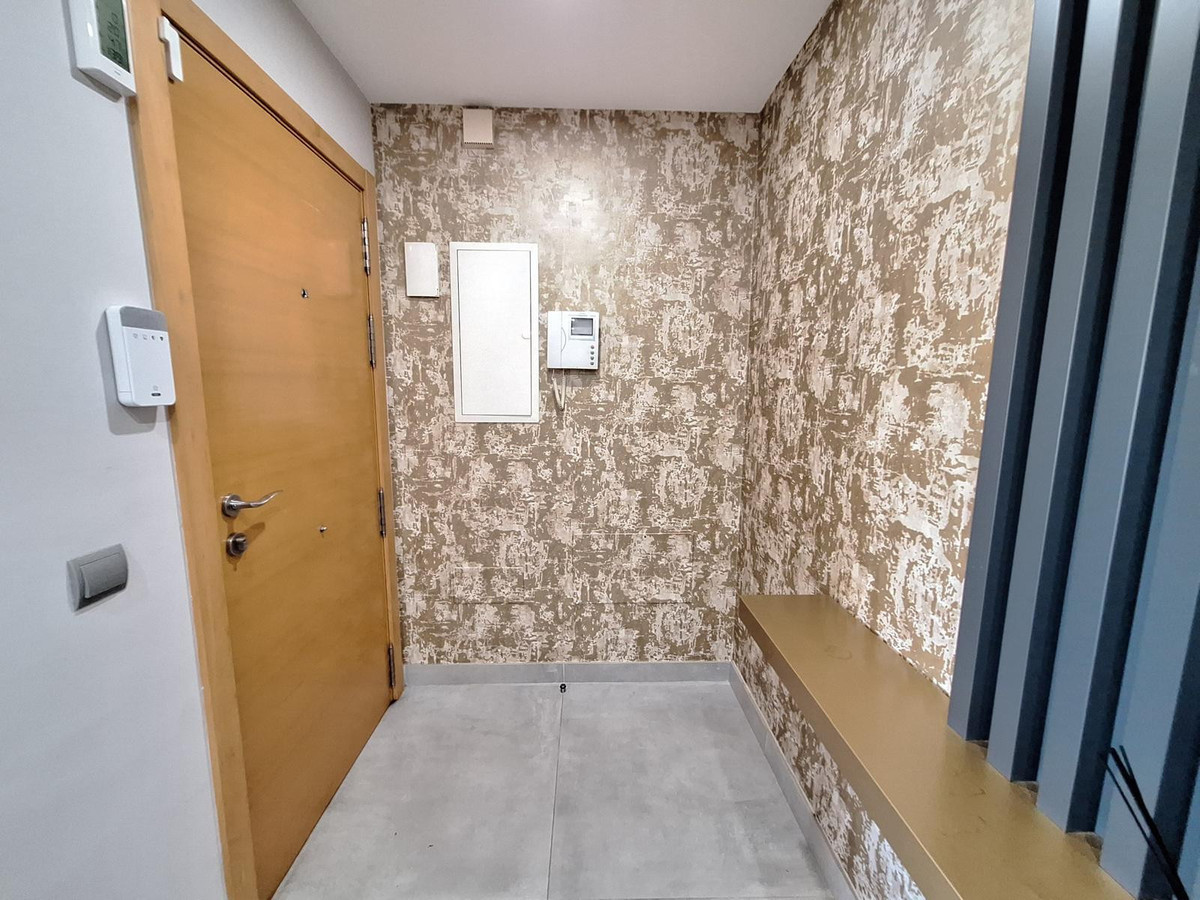Se vende Apartamento Planta Media de 2 dormitorios en Costa Del Sol, Málaga, España
