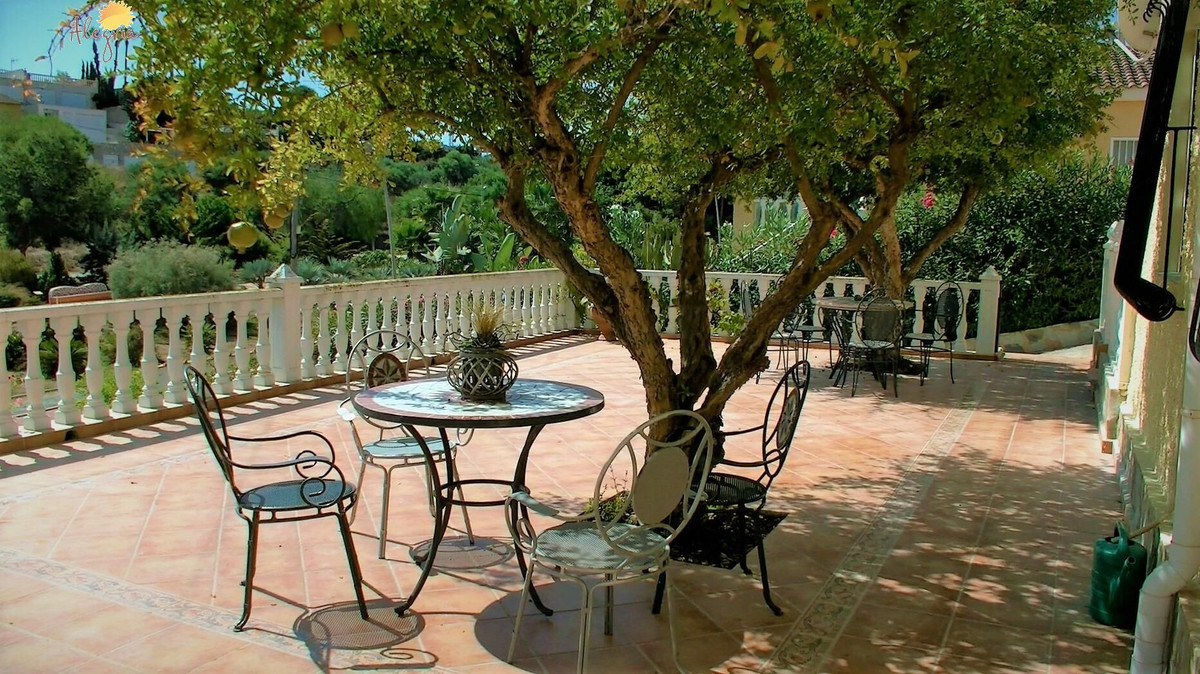 7 Bed Commercial unit for sale in Torrevieja Costa Blanca, Alicante, Spain