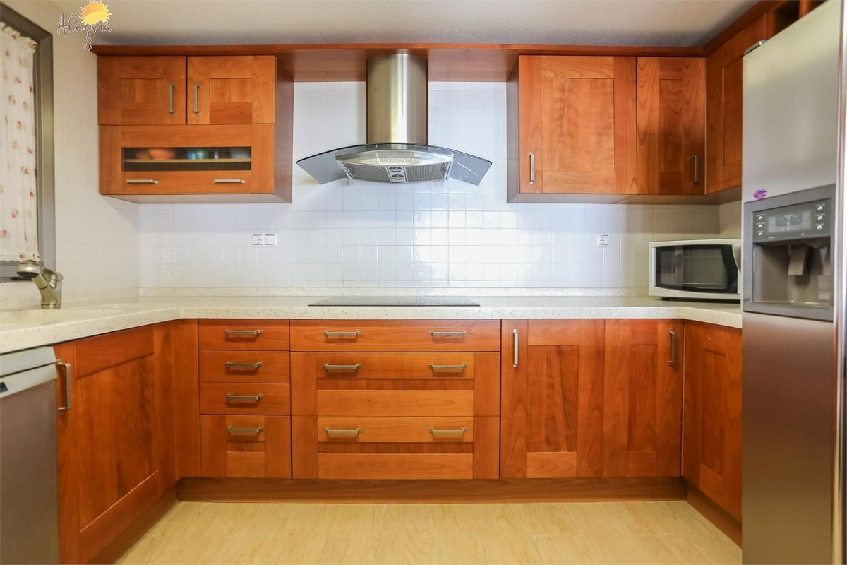 Se vende Apartamento Planta Media de 4 dormitorios en Costa Blanca, Alicante, España