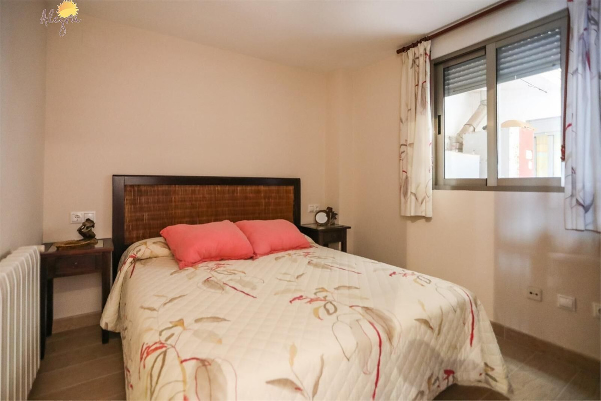 Se vende Apartamento Planta Media de 4 dormitorios en Costa Blanca, Alicante, España