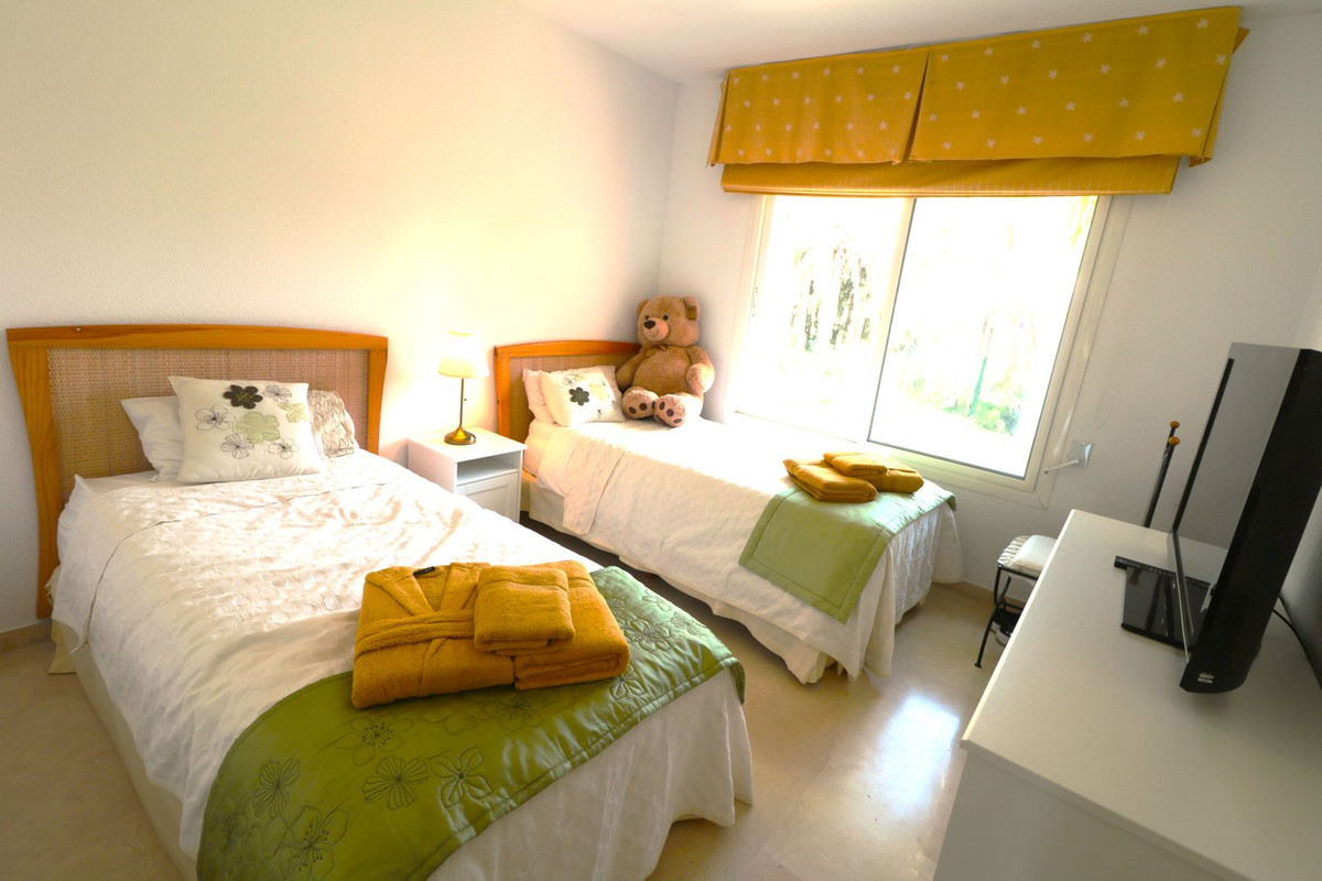 Se vende Apartamento en Planta Última de 2 dormitorios en Costa Del Sol, Málaga, España