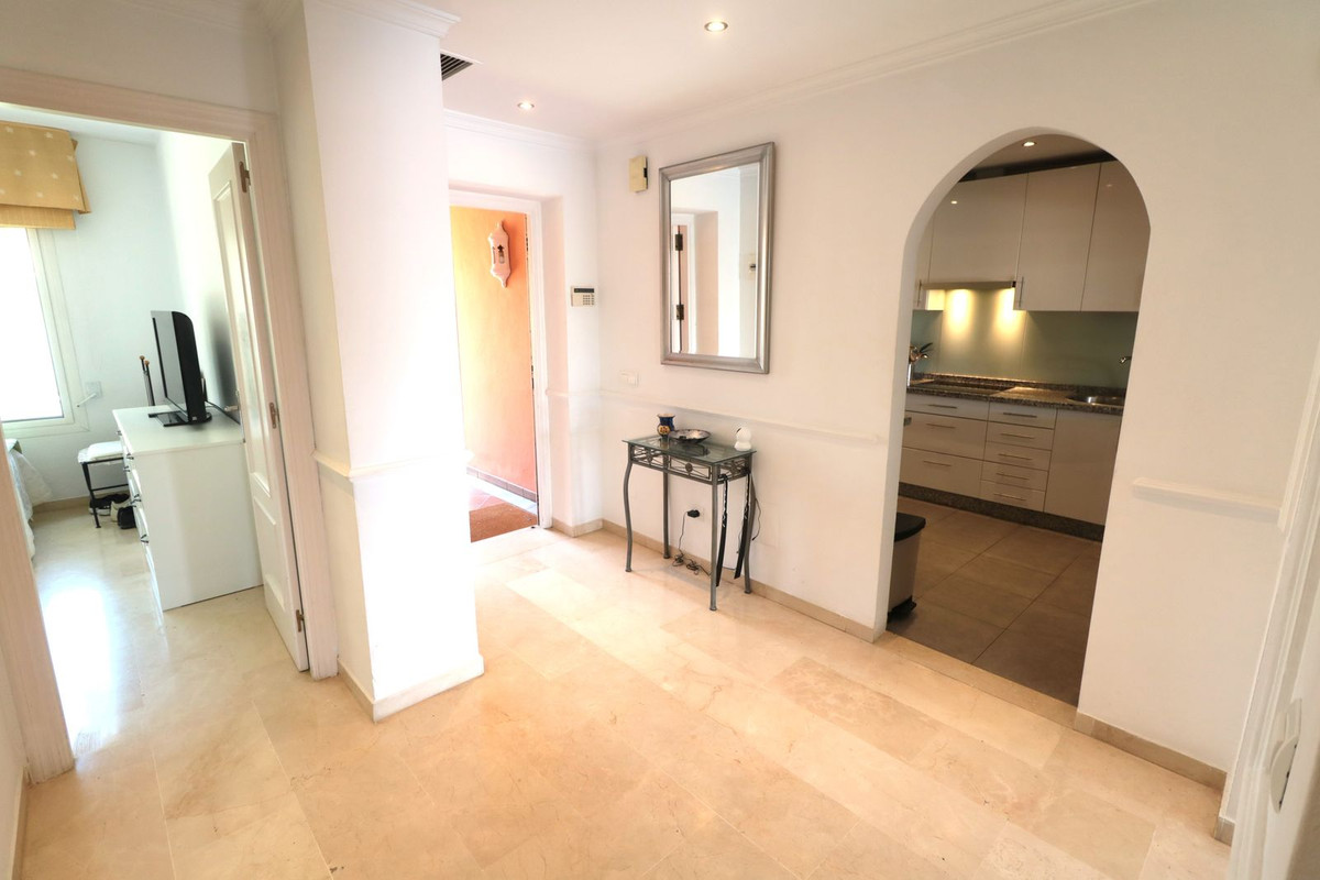 Se vende Apartamento en Planta Última de 2 dormitorios en Costa Del Sol, Málaga, España